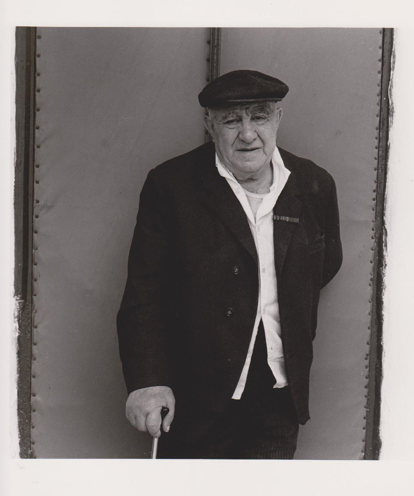 Portraitfoto aus der Serien „Mame Loschn“, alter Mann, Moldawien 2000